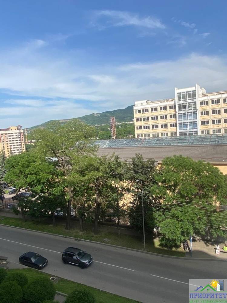 b42aeaa4-4617-48b7-941e-af39e774d8ad