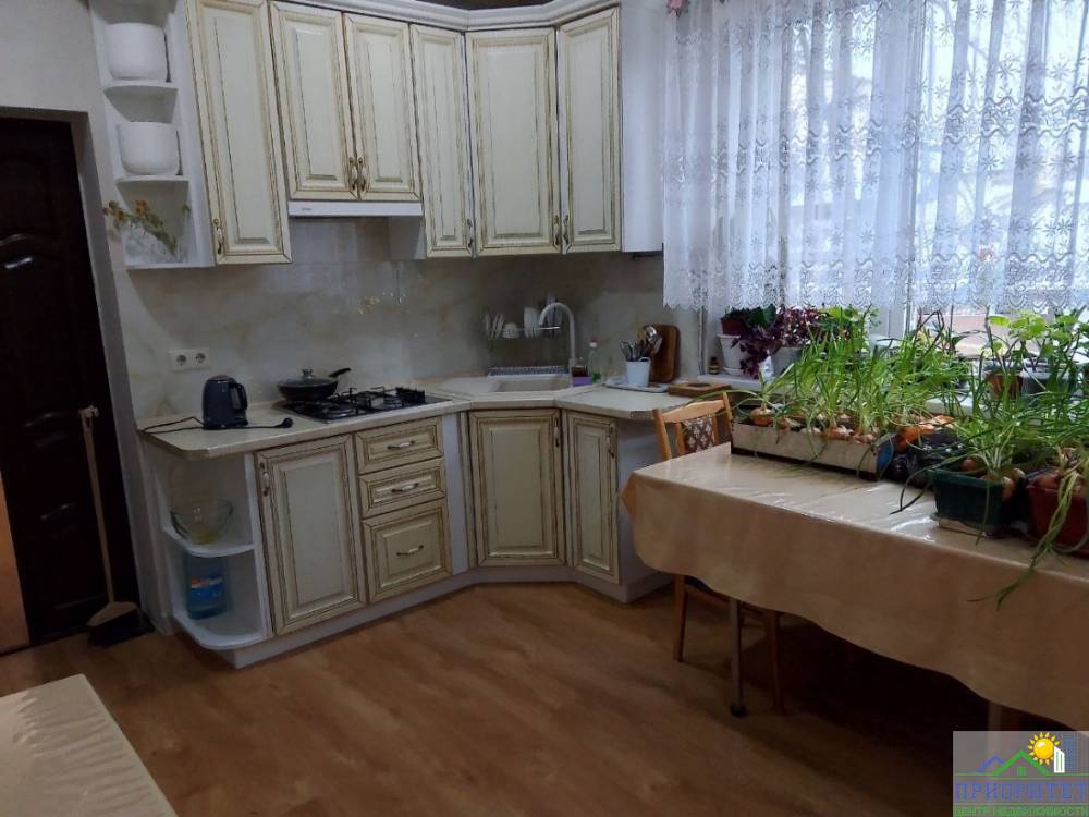 photo_5438638669871909923_y