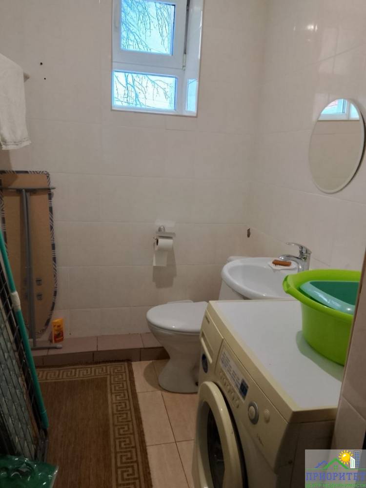 photo_5438638669871909925_y