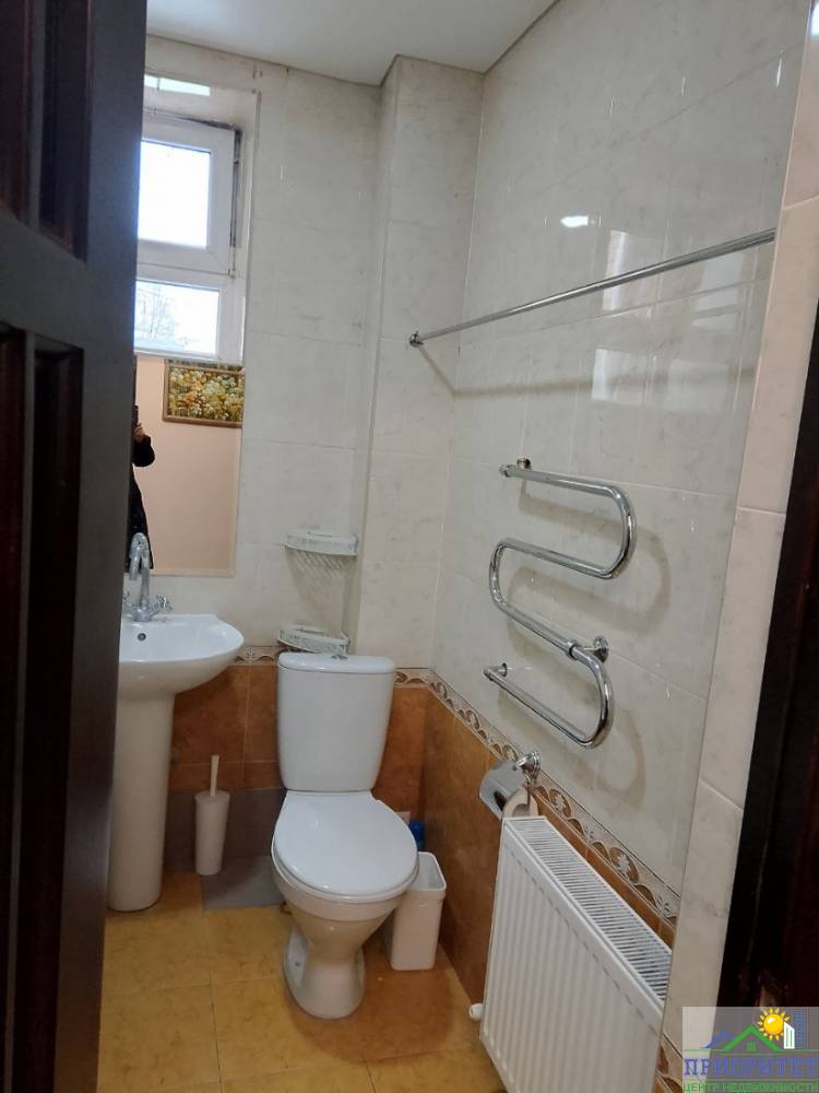 photo_5438638669871909927_y