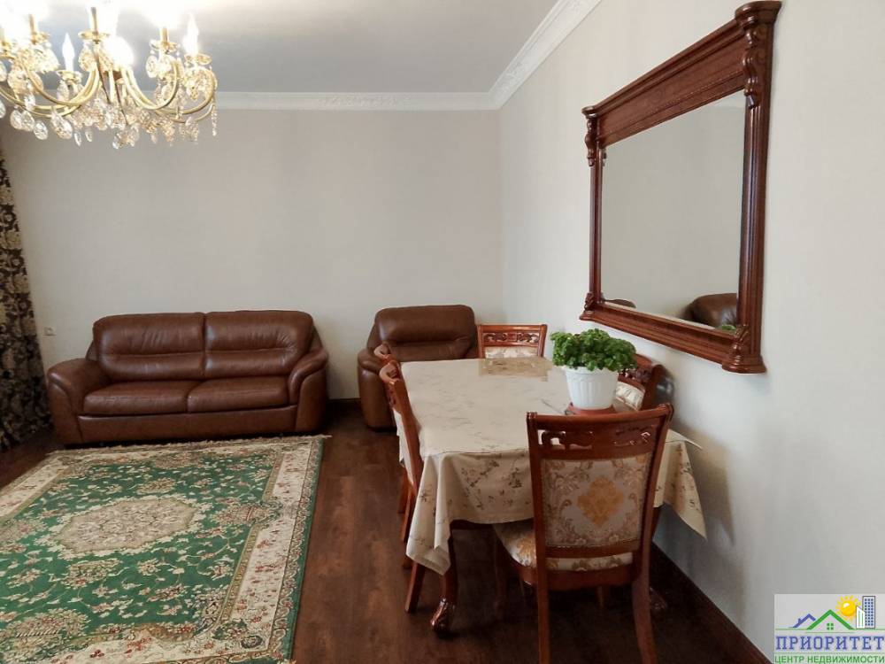 photo_5438638669871909930_y