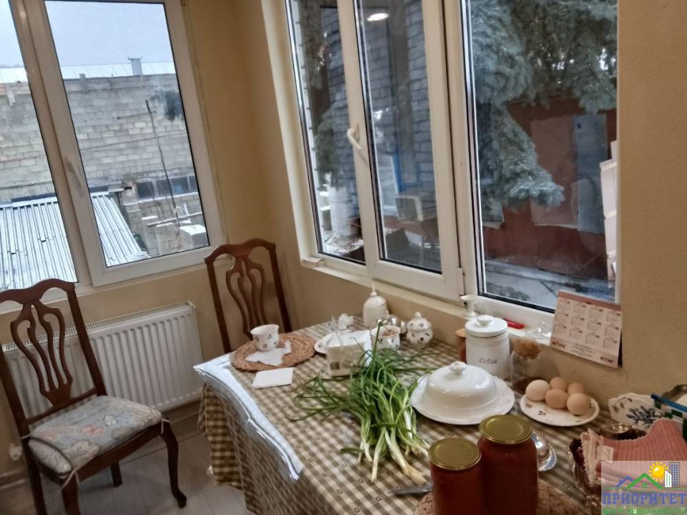 photo_5438638669871909959_y