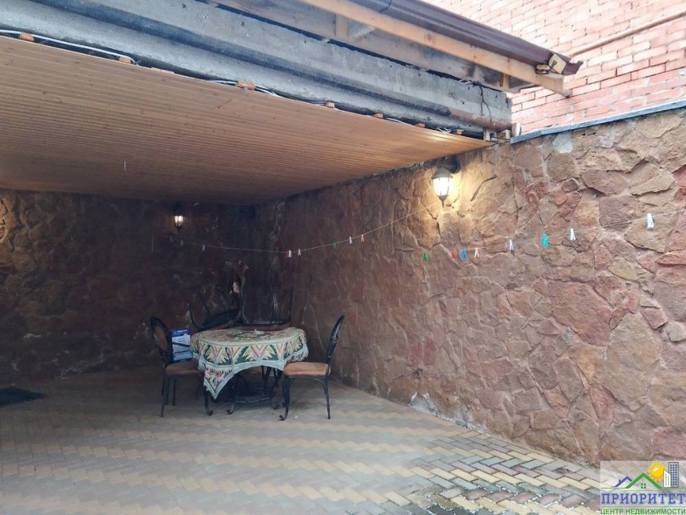 photo_5438638669871909899_y