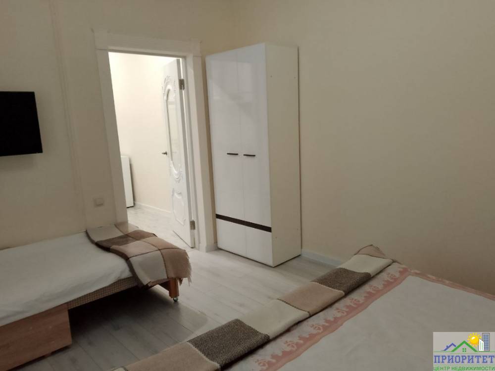 photo_5438638669871909953_y