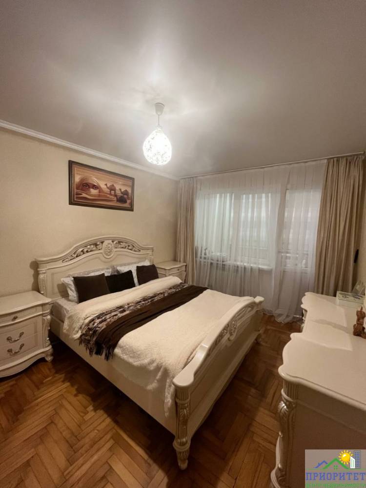 photo_5451754486381612228_y