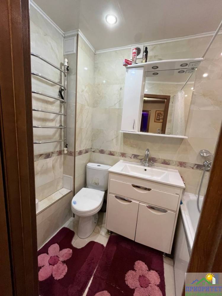 photo_5451754486381612235_y