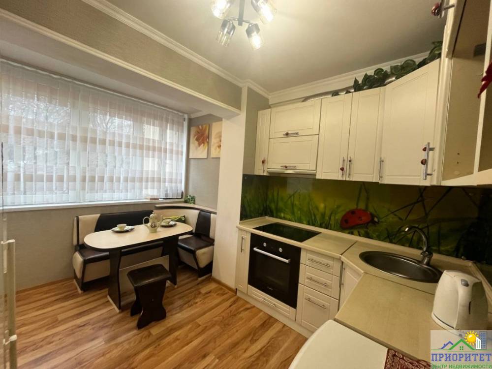 photo_5451754486381612225_y