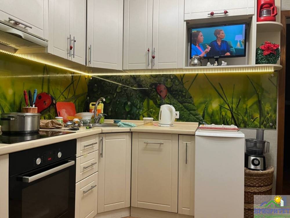 photo_5451754486381612219_y