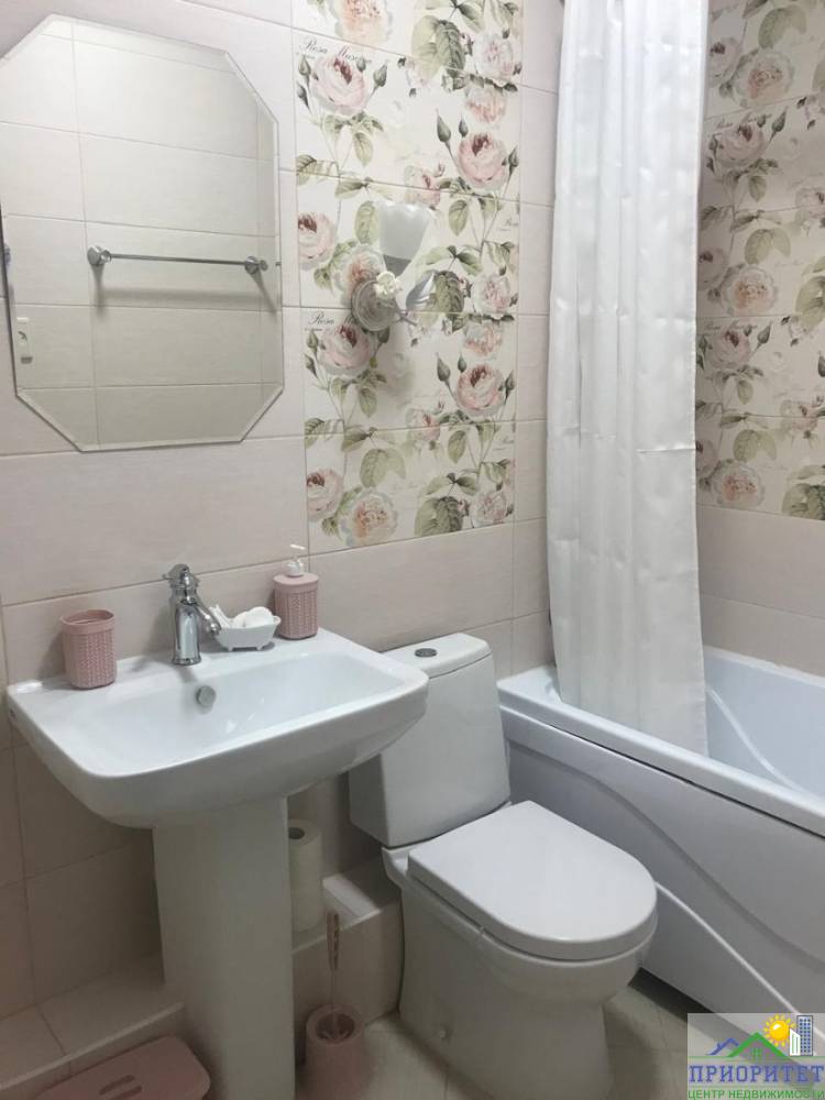 photo_5458832596780387276_y