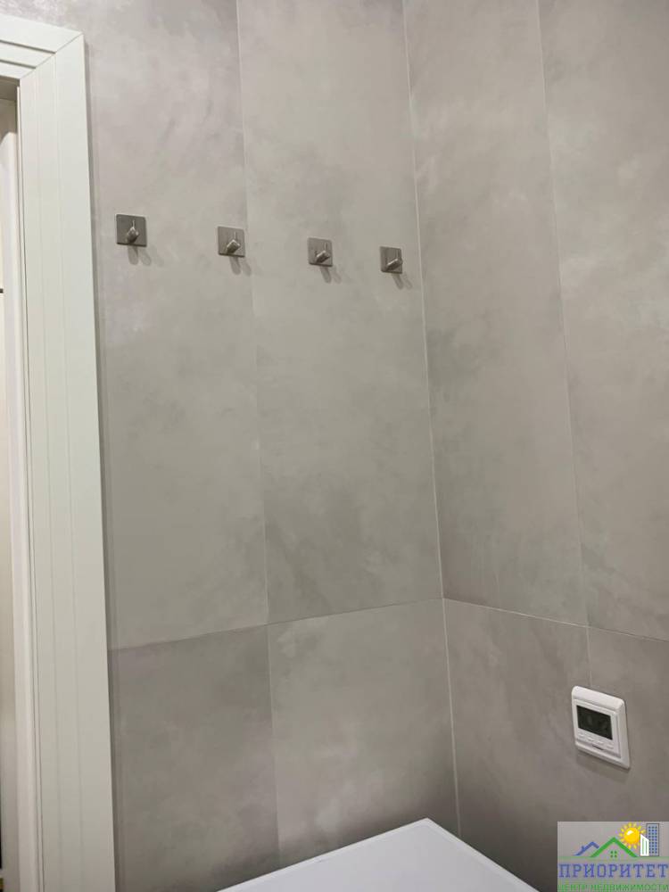 photo_5458714807302295001_y