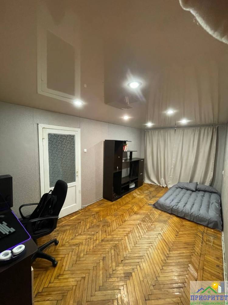 photo_5458502760471924931_y