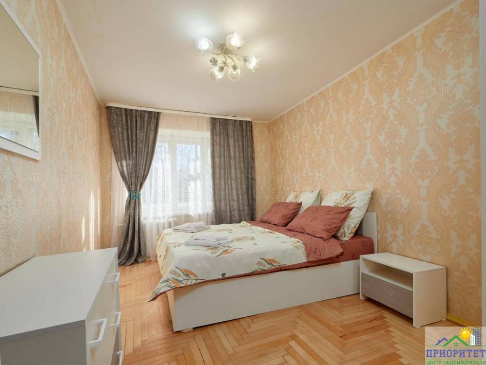 photo_5463124549009346790_y