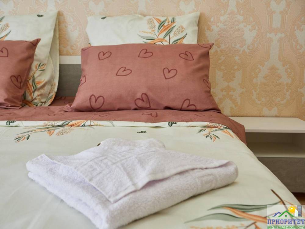 photo_5463124549009346795_y