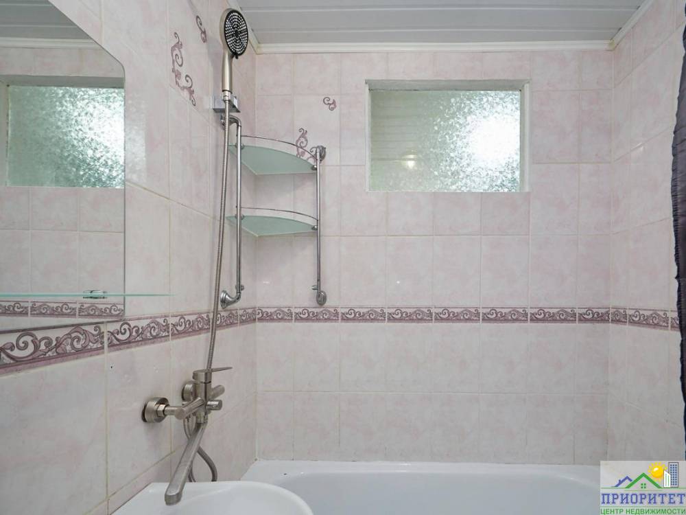 photo_5463124549009346787_y