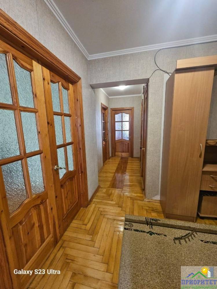 photo_5465553318655495976_y