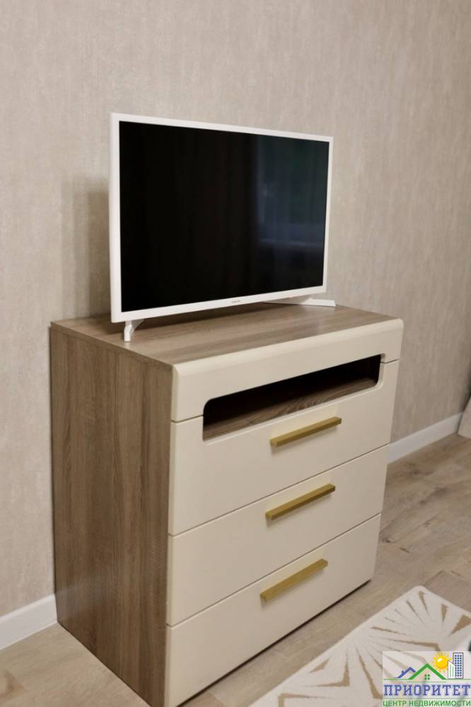 photo_5467752423515426705_y