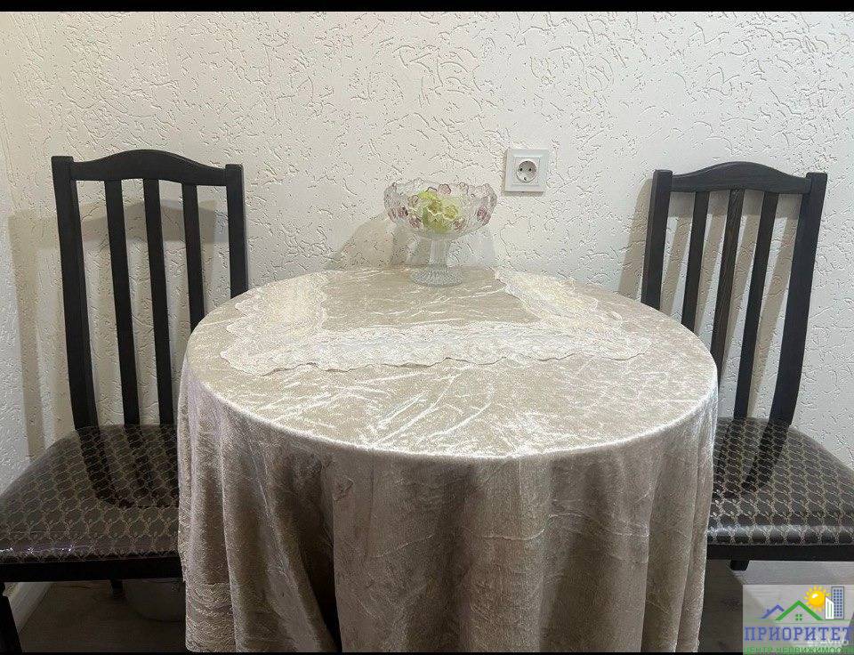 photo_5467752423515426712_y