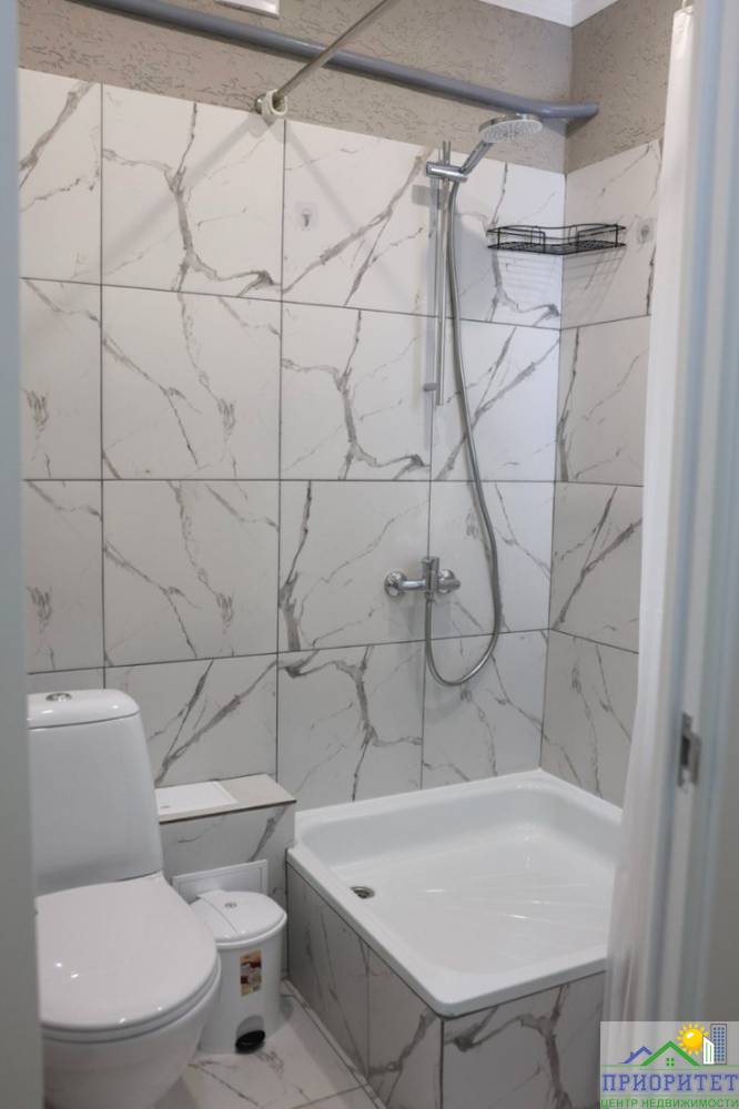 photo_5467752423515426707_y