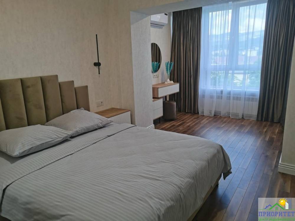 photo_5188227185863496399_y