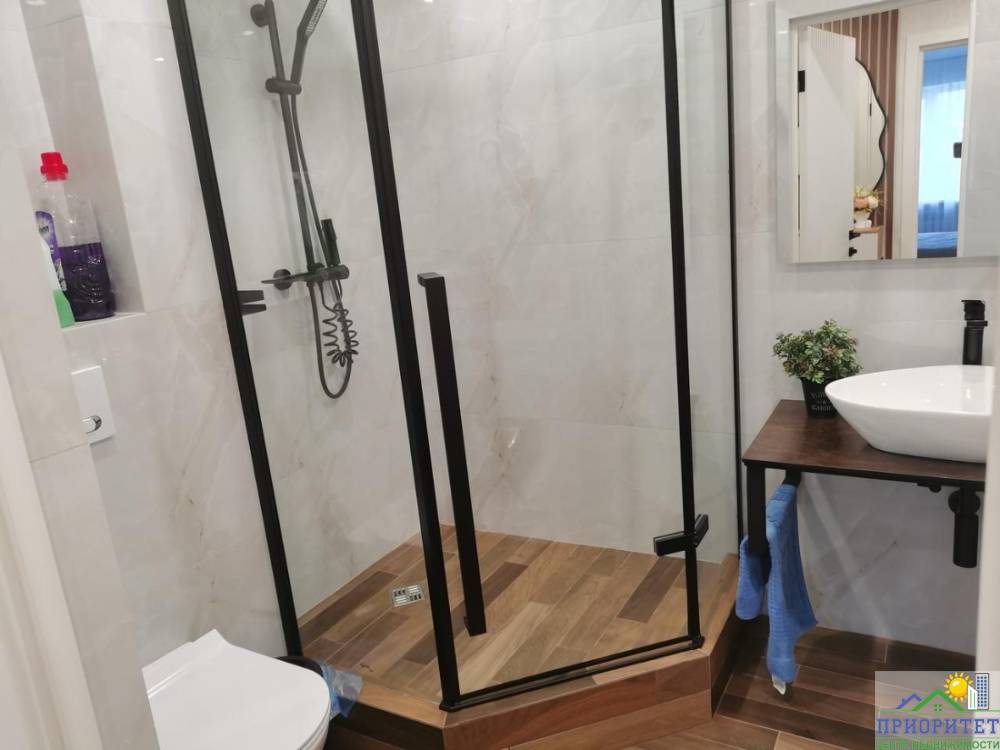 photo_5188227185863496396_y