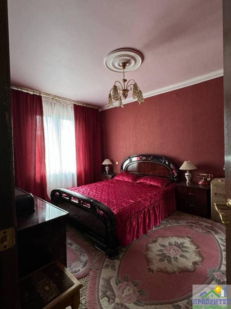 photo_5192730785490865054_y