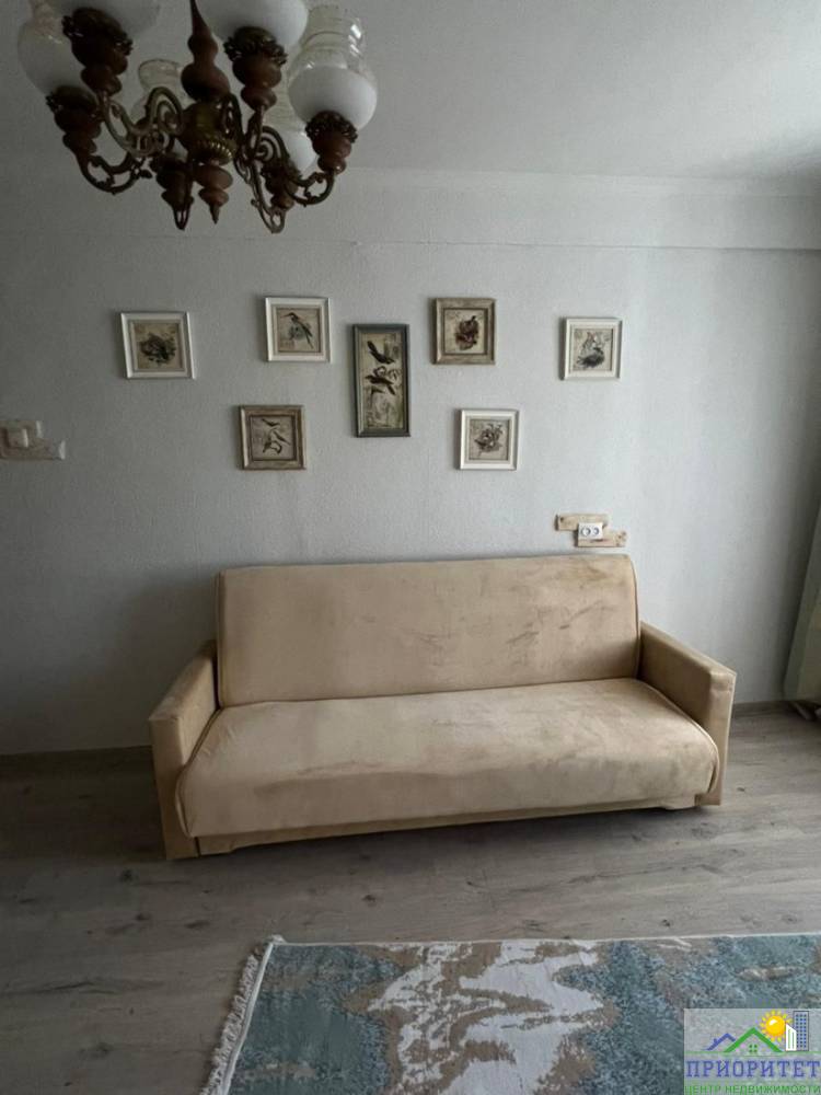 photo_5194921193042021510_y