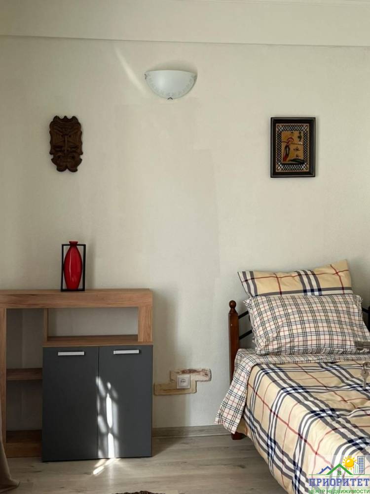 photo_5194921193042021513_y