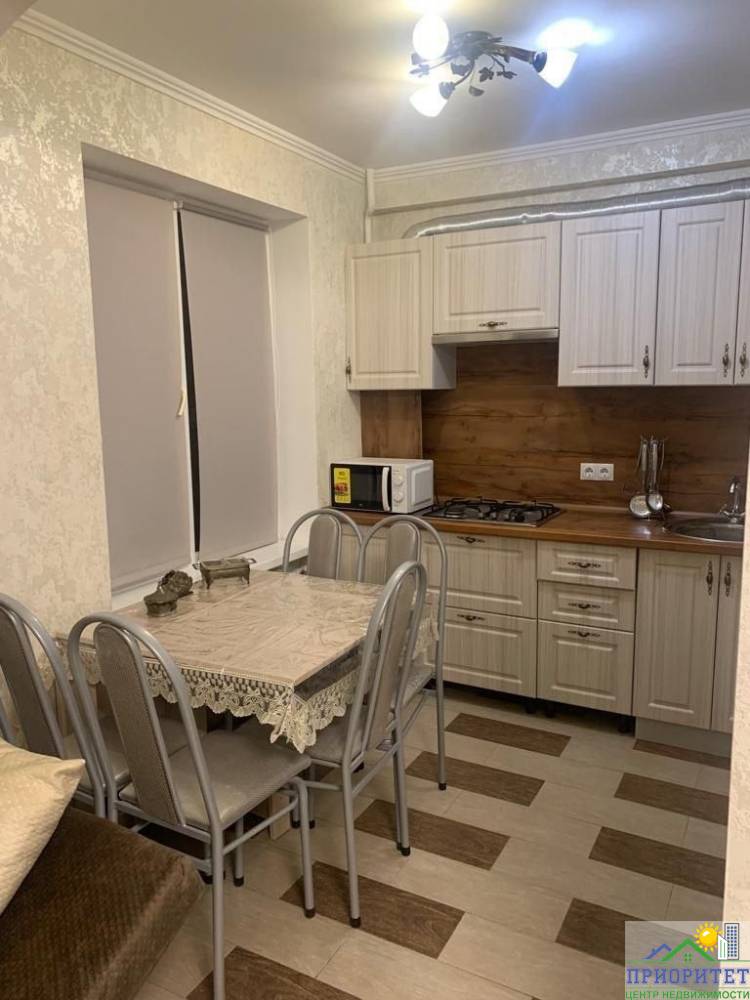 photo_5192669393228337173_y