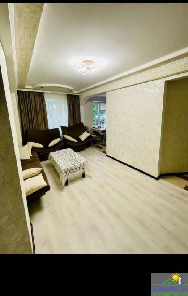 photo_5192669393228337169_y