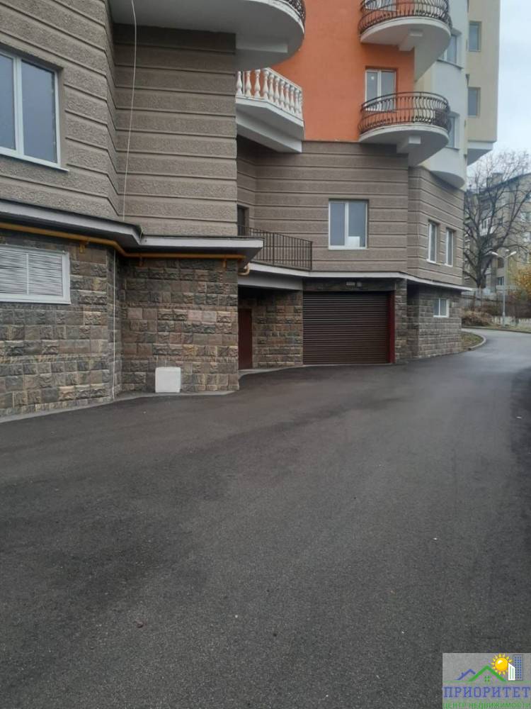 photo_5194921193042021640_y