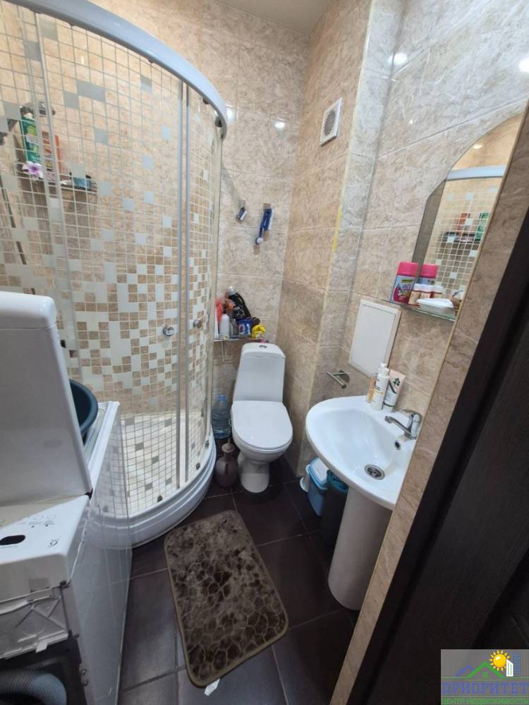 photo_5199522327081716759_y