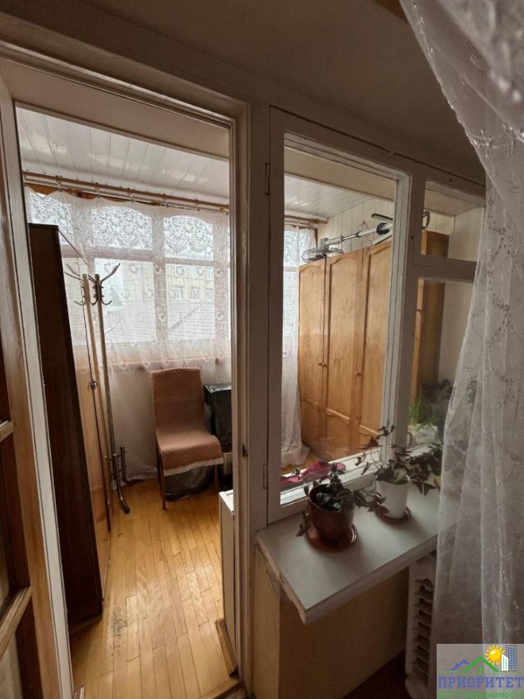 photo_5201768298624781460_y