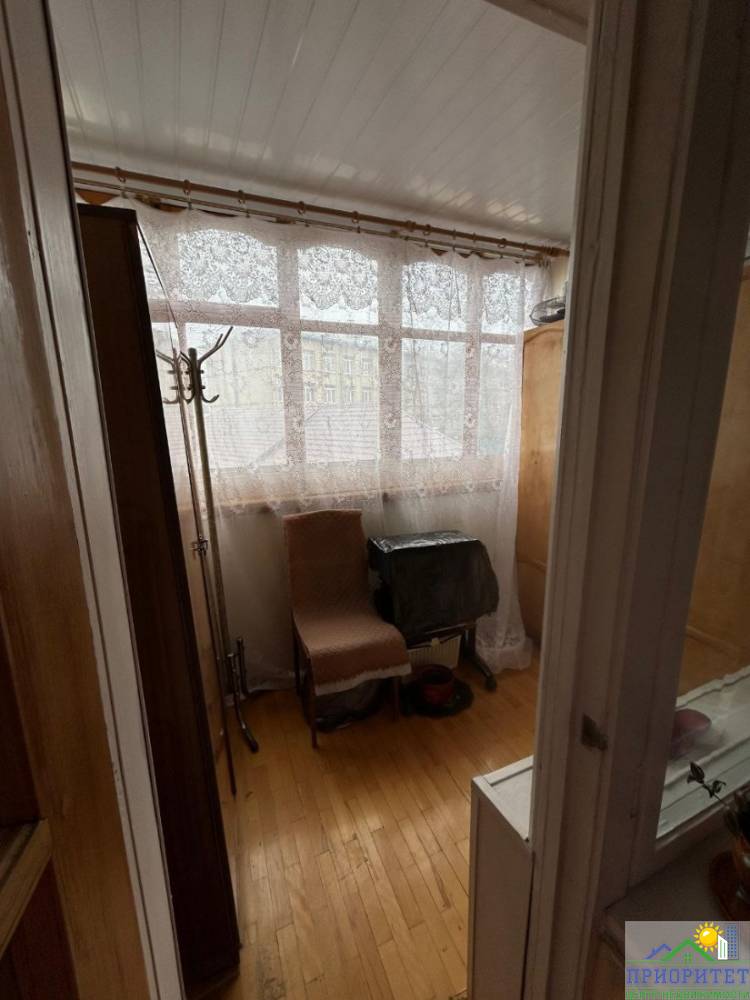 photo_5201768298624781495_y