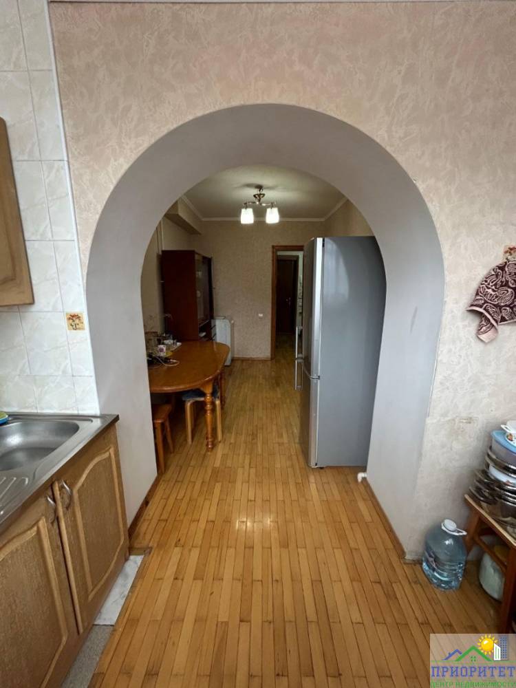 photo_5201768298624781618_y