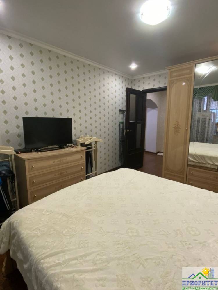 photo_5201849250168377006_y