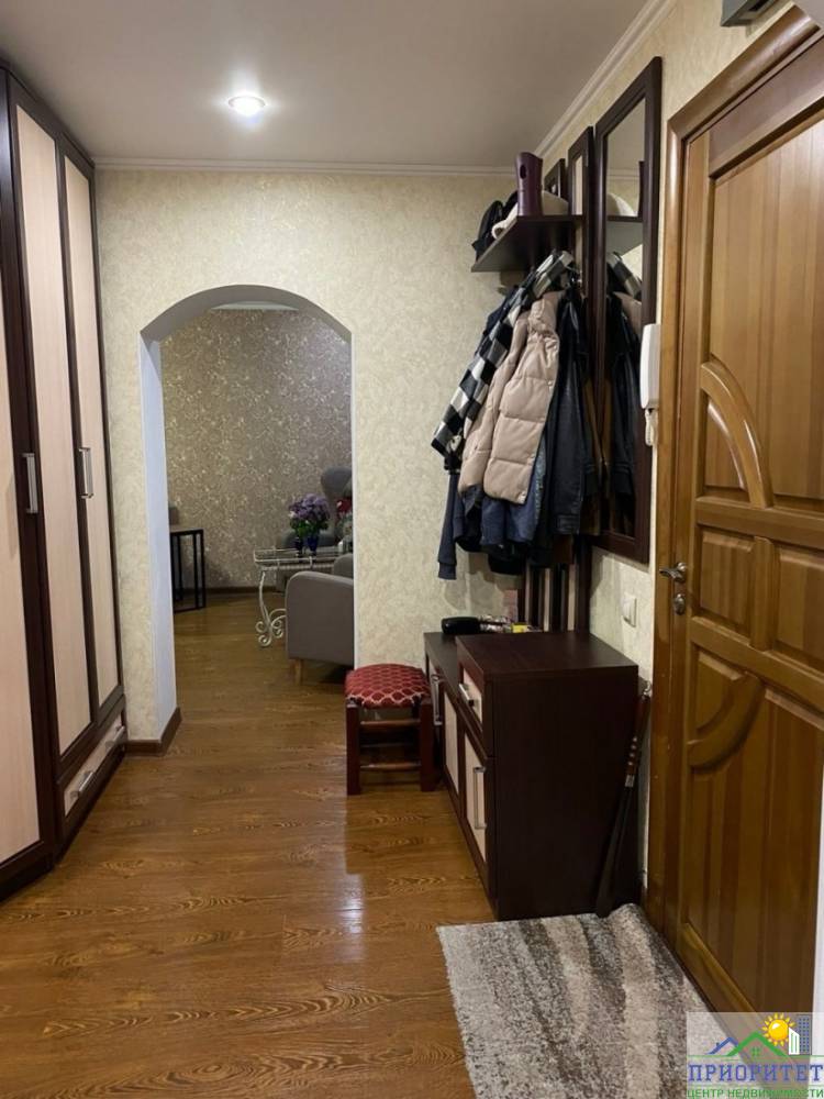 photo_5201849250168377018_y