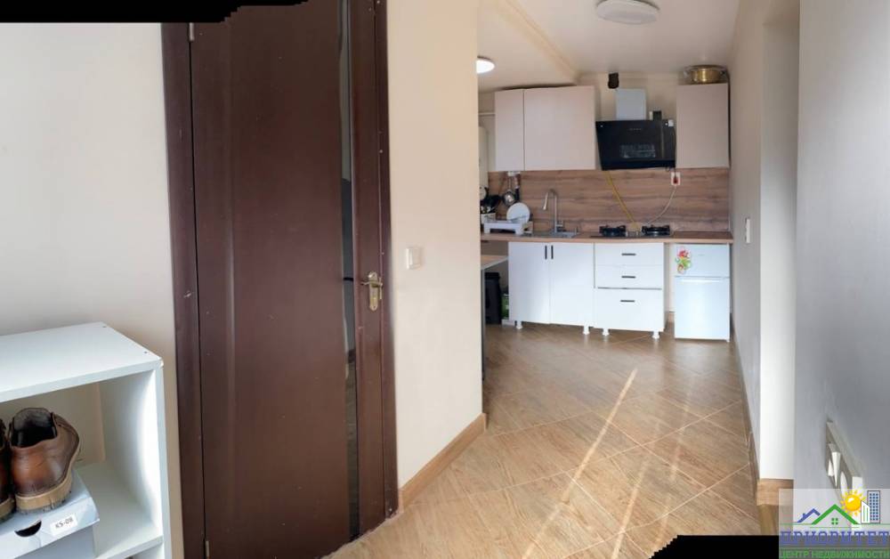 photo_5201689202507058643_y