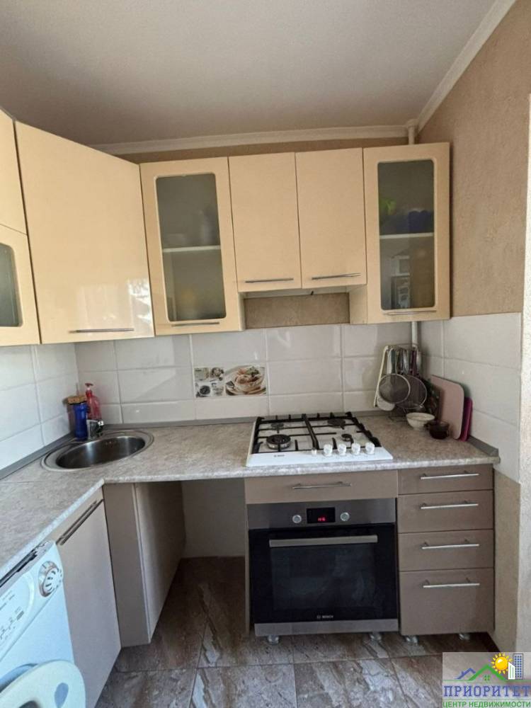 photo_5210675416551593580_y