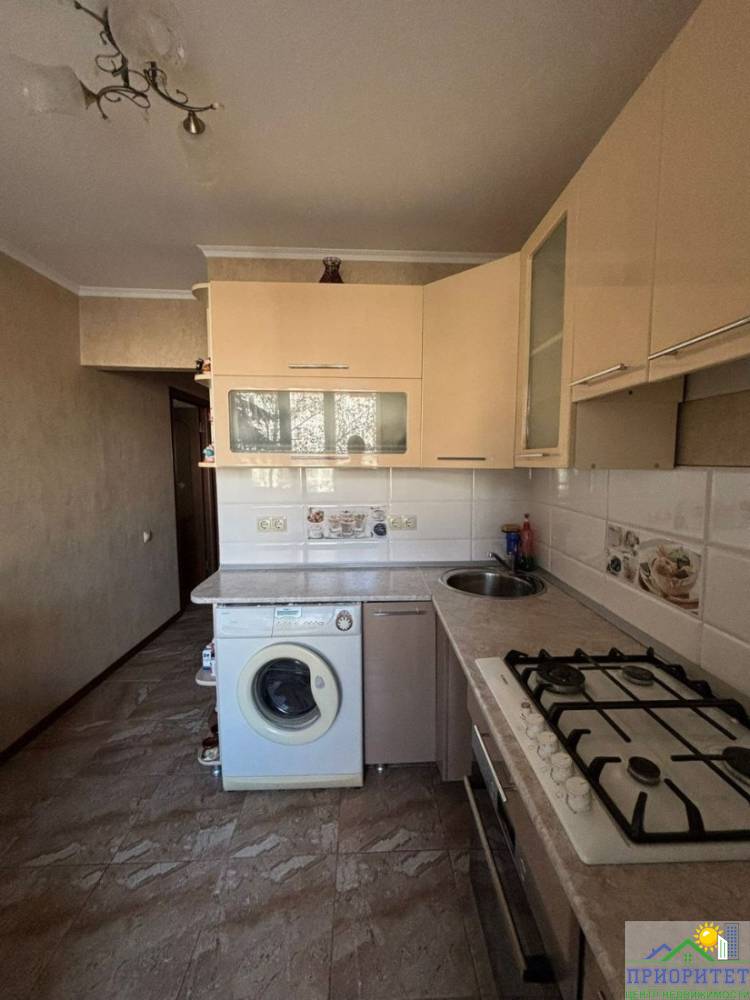 photo_5210675416551593569_y