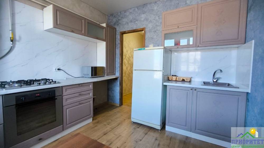 photo_5208726188593976839_y