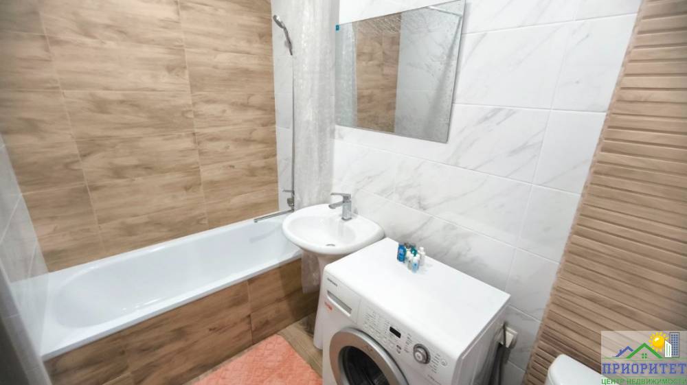 photo_5210752498329654528_y