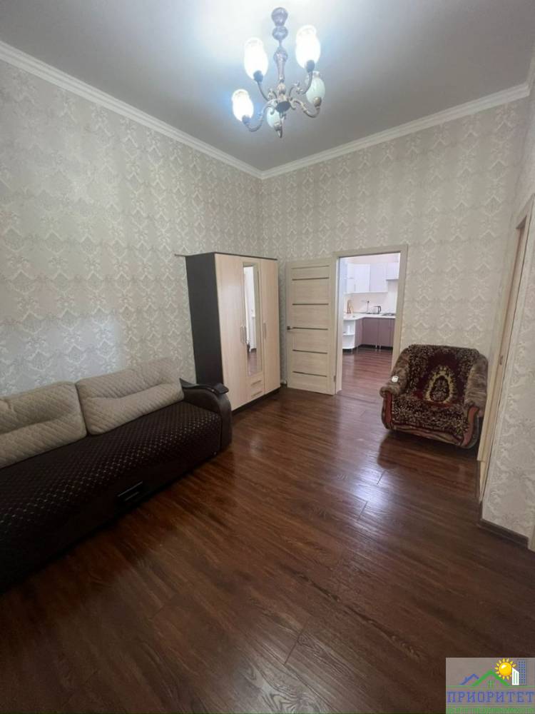 photo_5195388348041132799_y