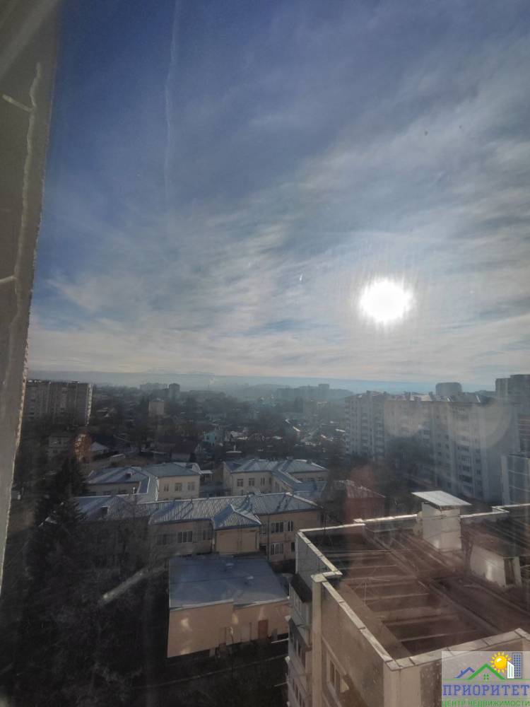 photo_5217963898743494325_y