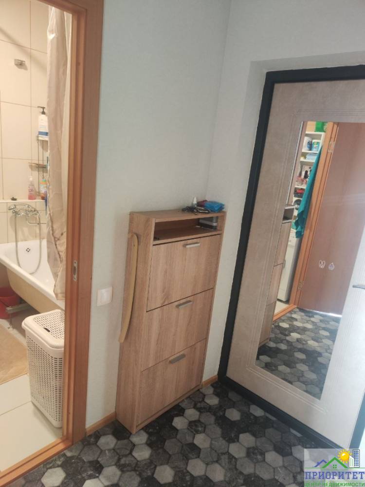 photo_5217963898743494347_y