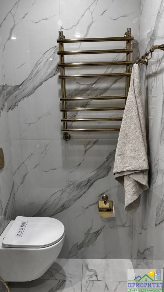 photo_5220022102906311460_y