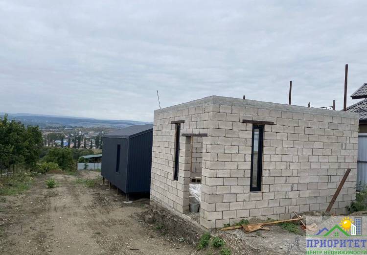 photo_5220022120086180246_x