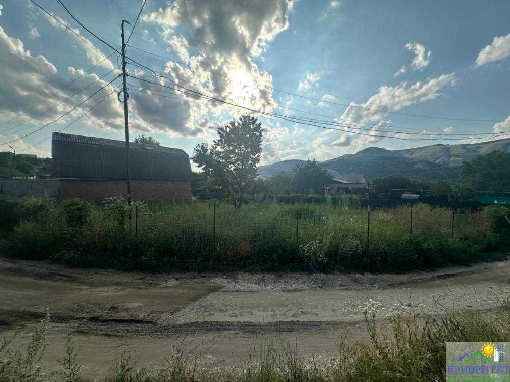 photo_5222401570622870086_y