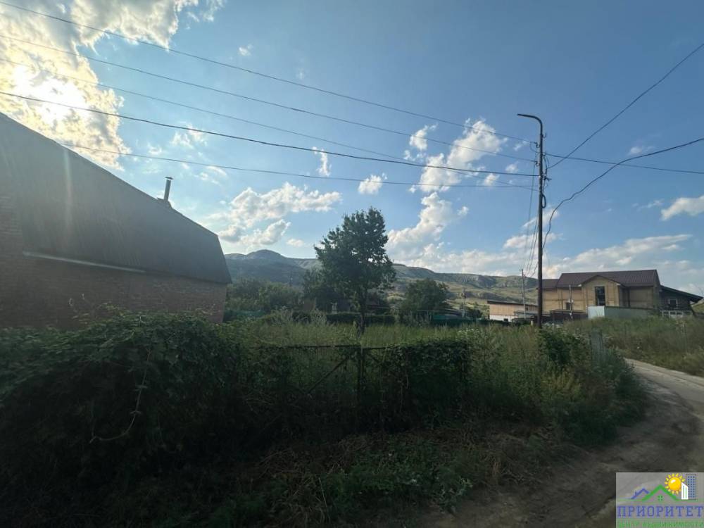 photo_5222401570622870087_y