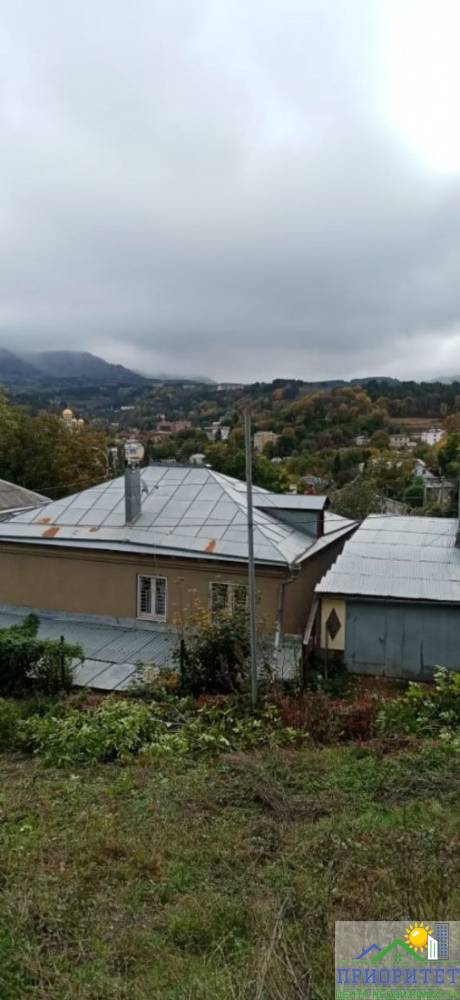 photo_5222137979889980594_y