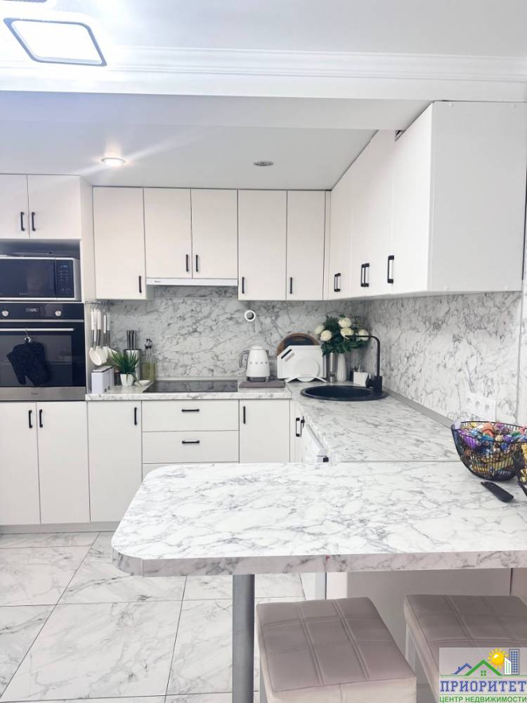 photo_5231159404076406387_w